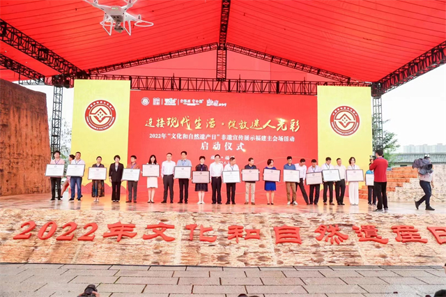 皇冠国际