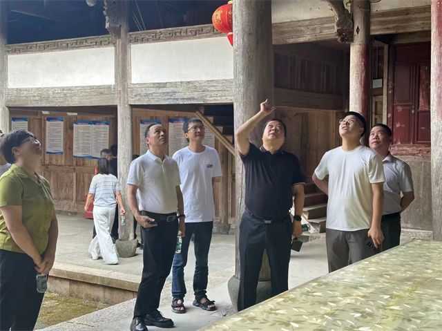 皇冠国际