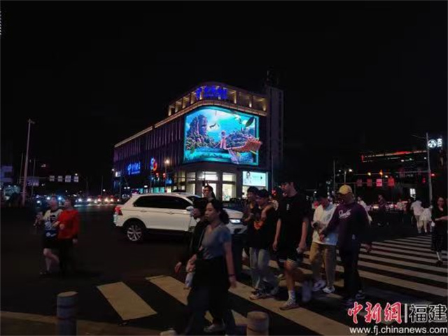 皇冠国际